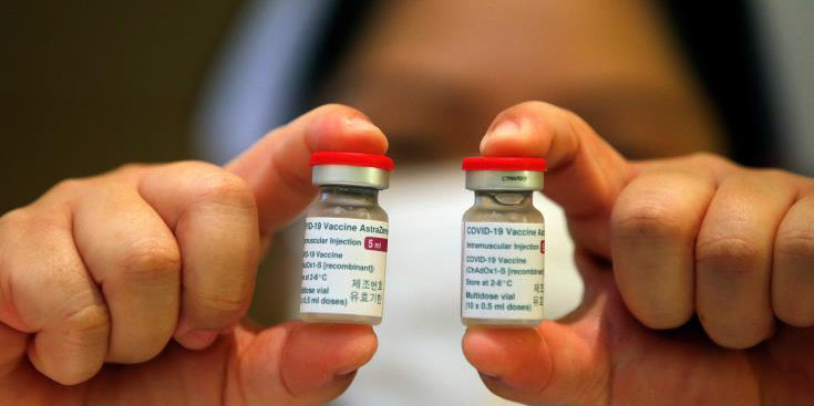 Σταμάτησε προσωρινά η χορήγηση παρτίδας του εμβολίου της AstraZeneca στην Κύπρο - Τι απαντούν οι Φαρμακευτικές Υπηρεσίες